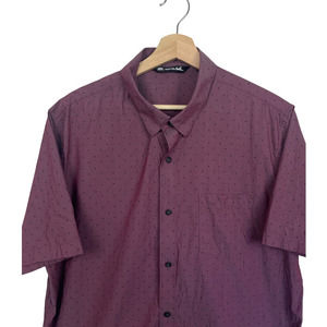 Travis Mathew Men XL Button Down Short Sleeve Cotton Blend Unqiue Shirt Burgundy